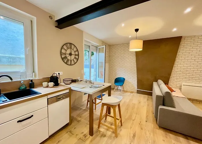 Arthys - Un Extérieur Au Centre-ville