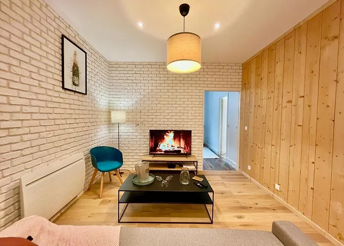 Arthys - Un Extérieur Au Centre-ville *